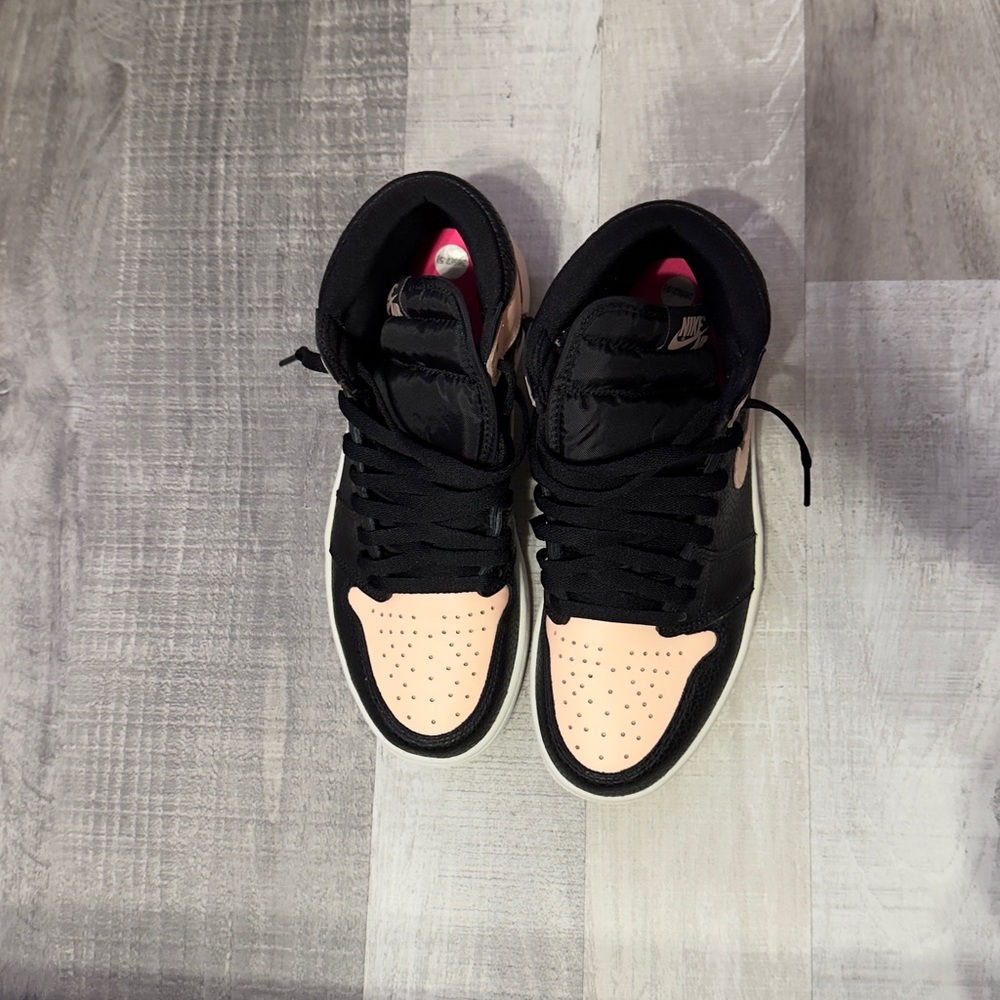 USED Air Jordan 1 Retro High OG Black/Crimson Tint-White